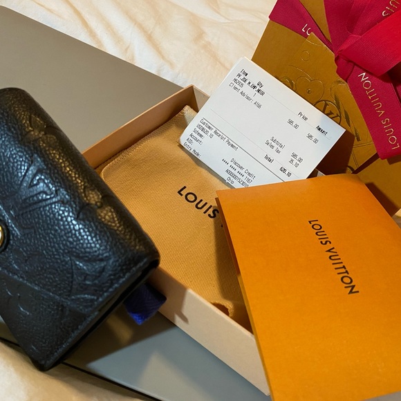 Louis Vuitton Black Zoe Wallet - Picture 2 of 4